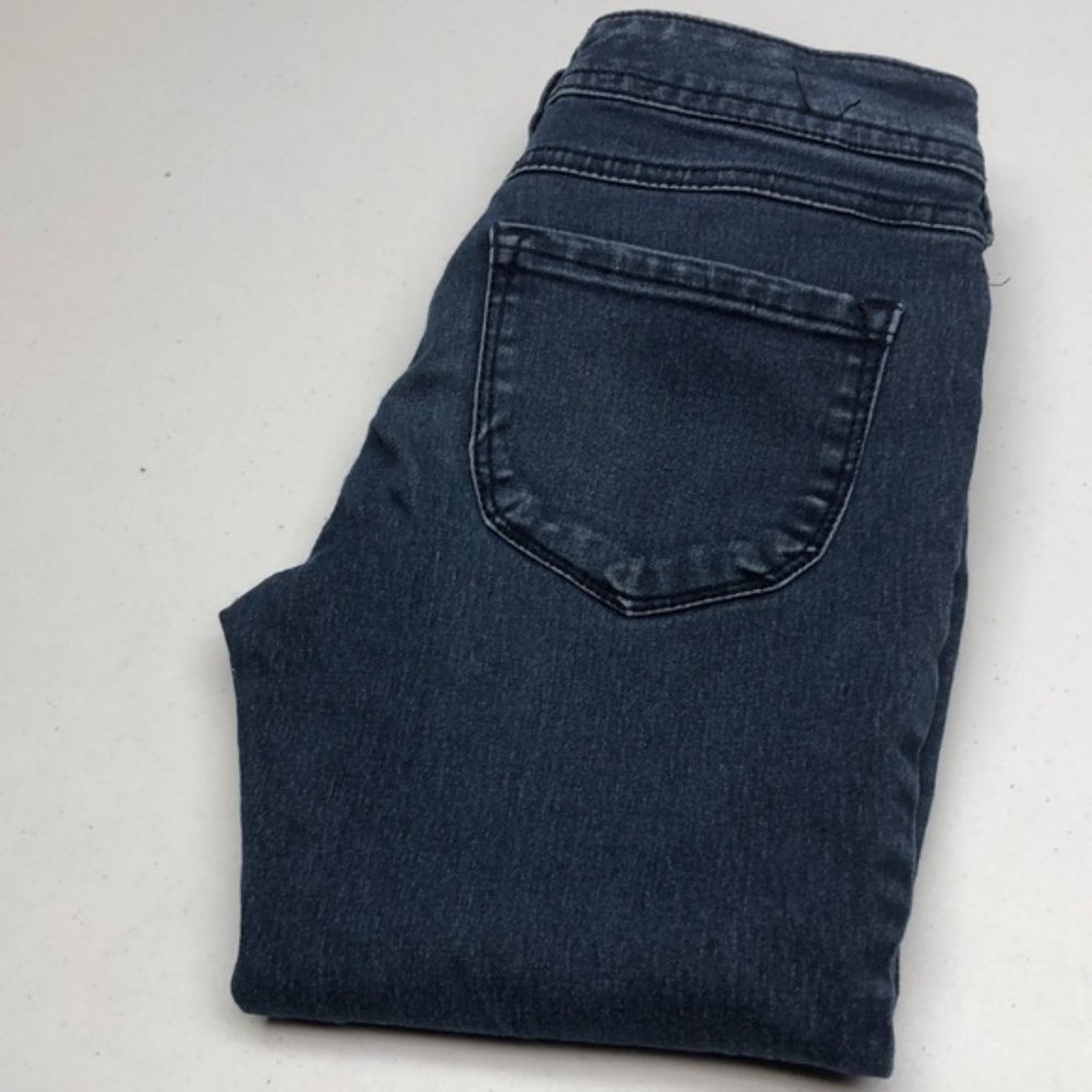 VINTAGE BRODY SKINNY JEANS 26x28 😎